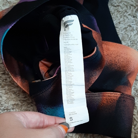 Fabletics Colorful Abstract Sports Bra - Picture 3 of 3